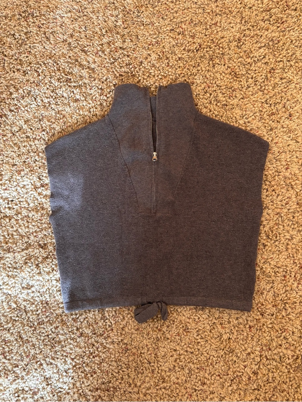 Charcoal Half-Zip Cropped Knit Vest | FOREVER 21